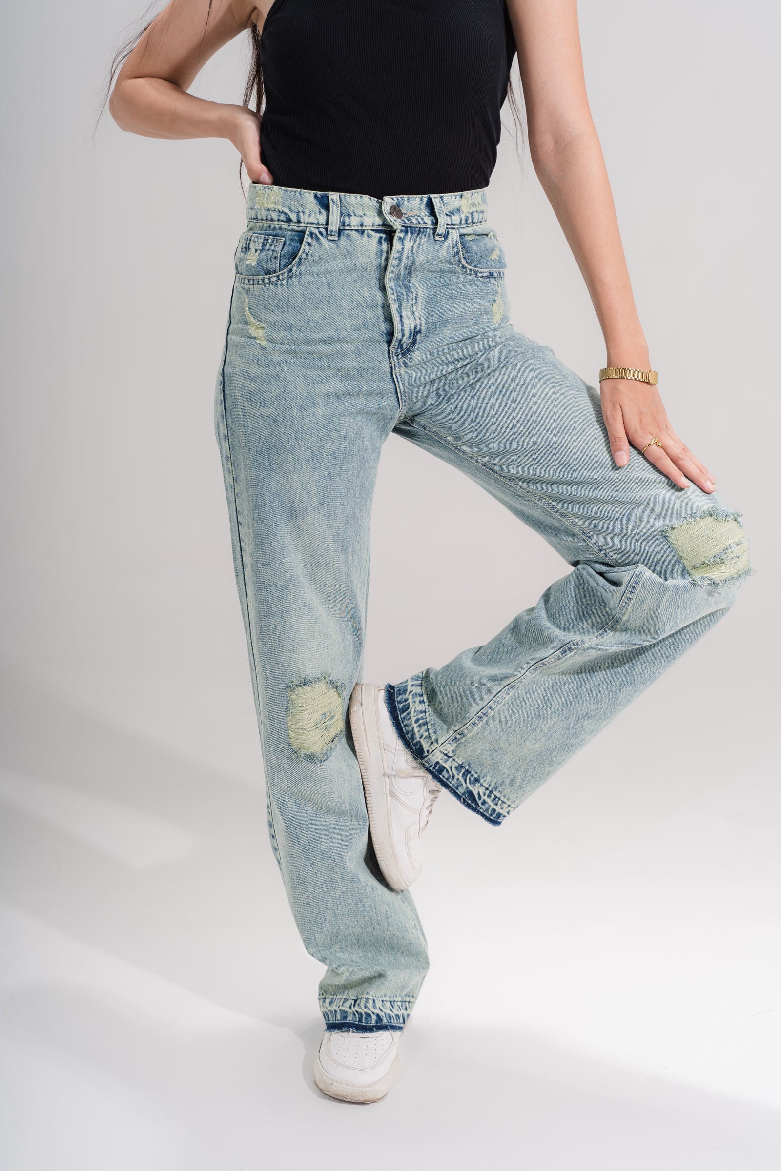 Destroyed vintage straight leg jeans